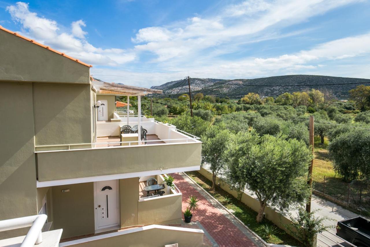 Kapahi Magic Hotel Apartments Potos Exterior photo